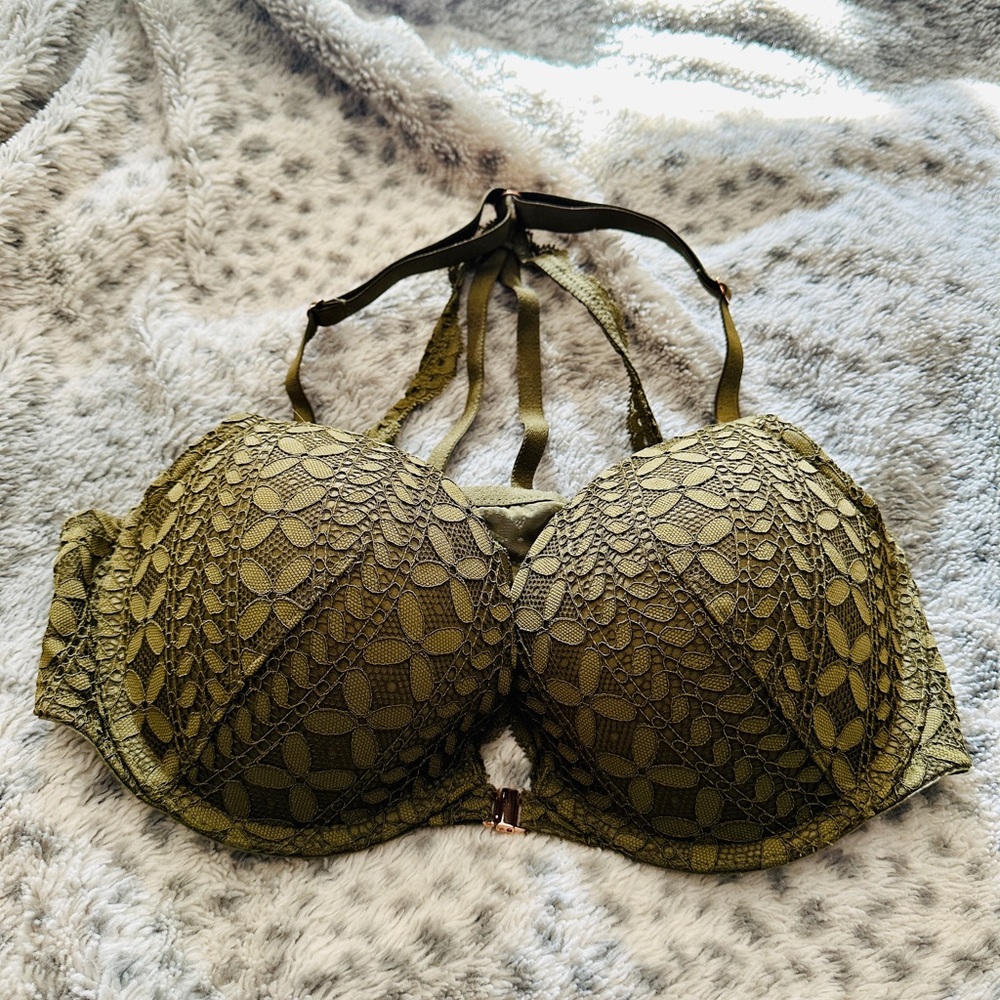 Victoria’s Secret Dream Angels Green push-up bra